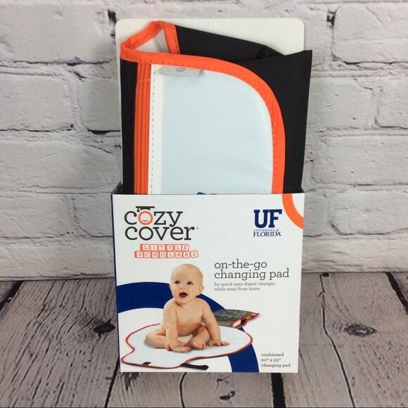 NCAA Florida Gators CozyCover Diaper Changing Pad Tailgating Game Day Travel - Picture 1 of 5